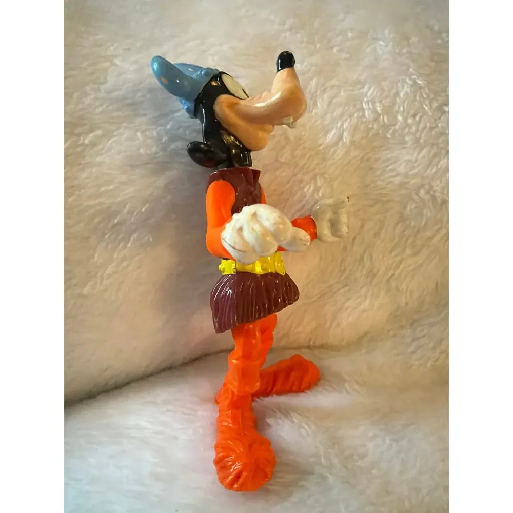 Goofy The Viking Barbarian Disney EPCOT 4